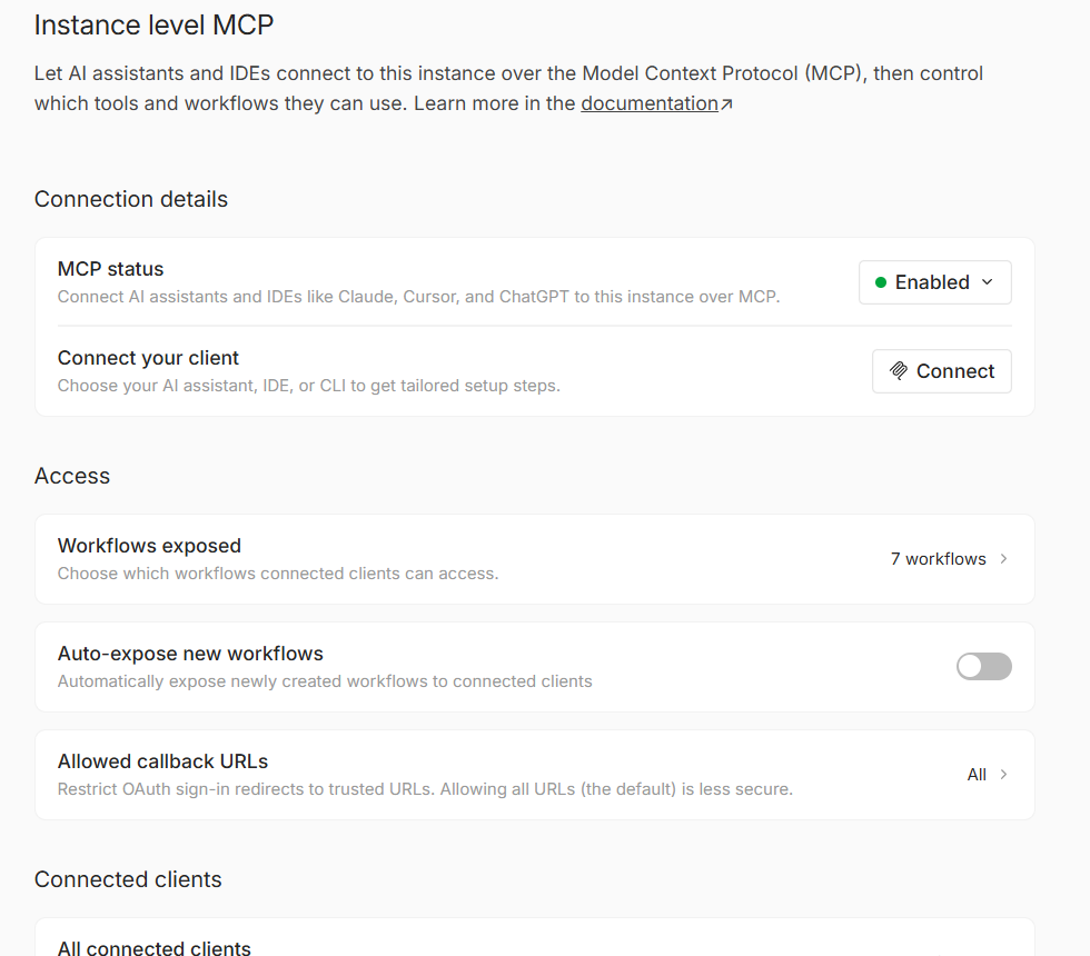 n8nのInstance level MCP設定画面。MCP statusがEnabled、Connect your clientのConnectボタン、AccessにWorkflows exposed 7 workflows、Auto-expose new workflowsがオフ、Allowed callback URLsがAllと表示されている